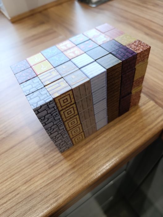 Klocki magnetyczne Minecraft 140szt. + 5 figurek ludziki