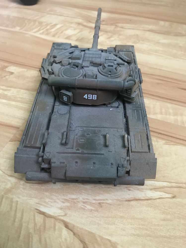 Model czołgu t-72 skala 1:35