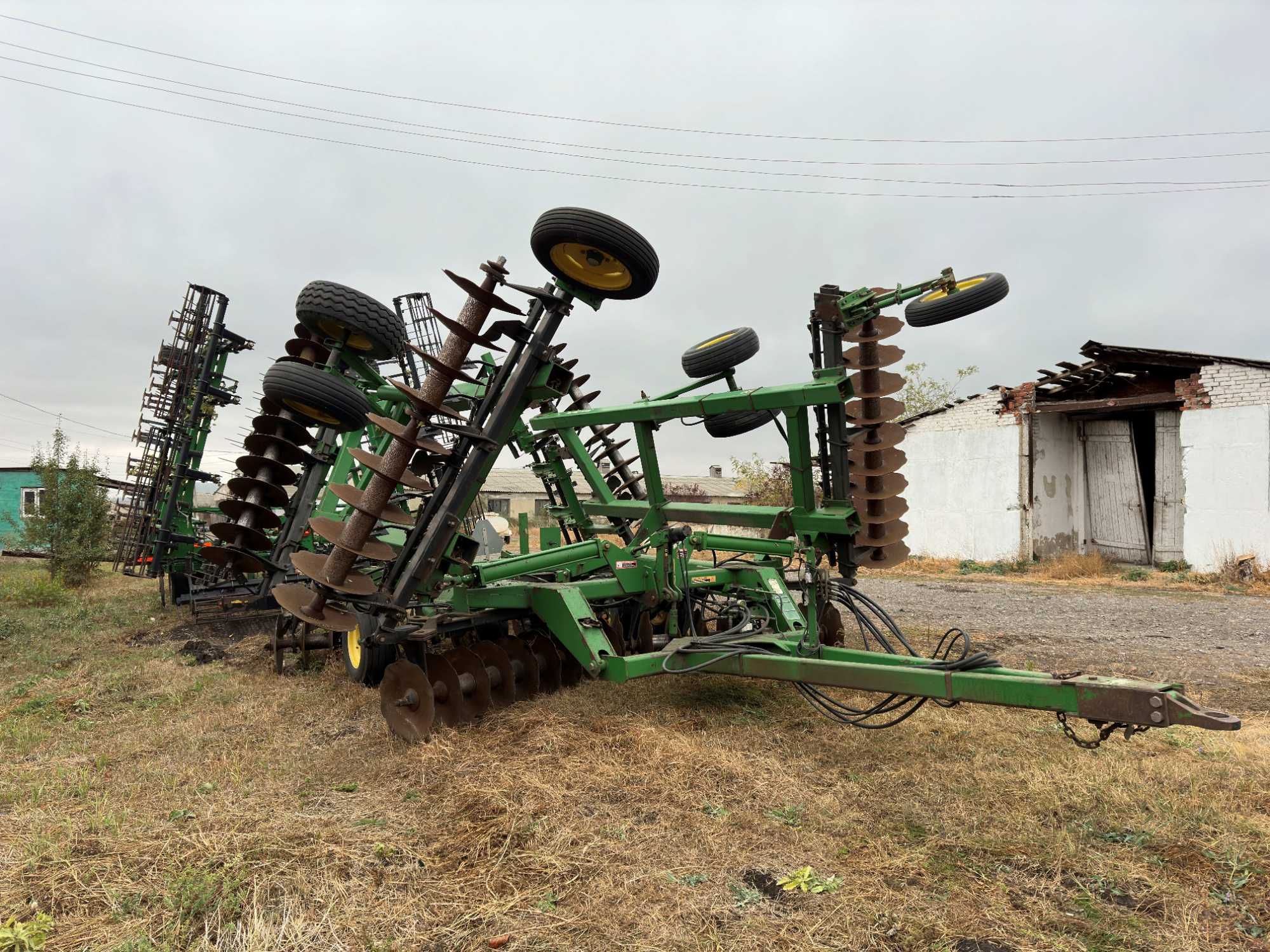 John Deere 637 Дискова борона
