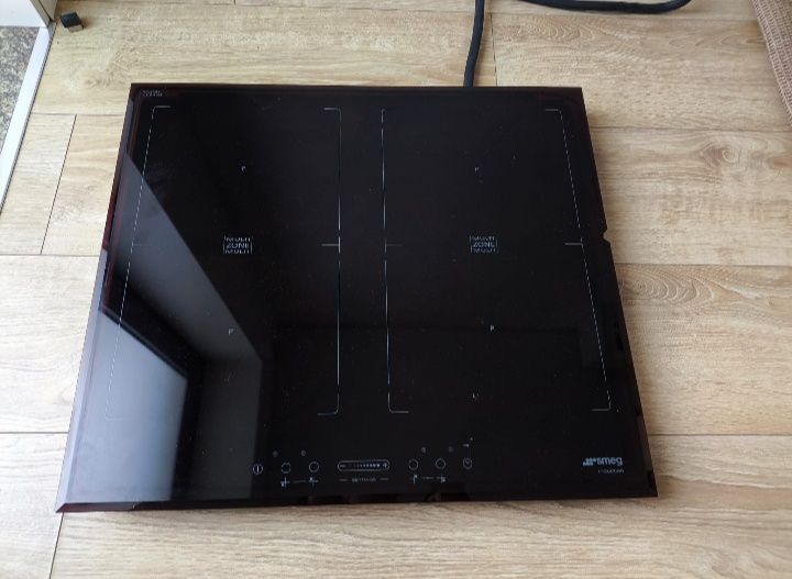 Placa de indução Smeg