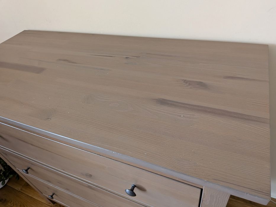 Komoda HEMNES 3 szuflady – styl, jakość i elegancja