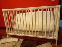 Cama berço de criança
