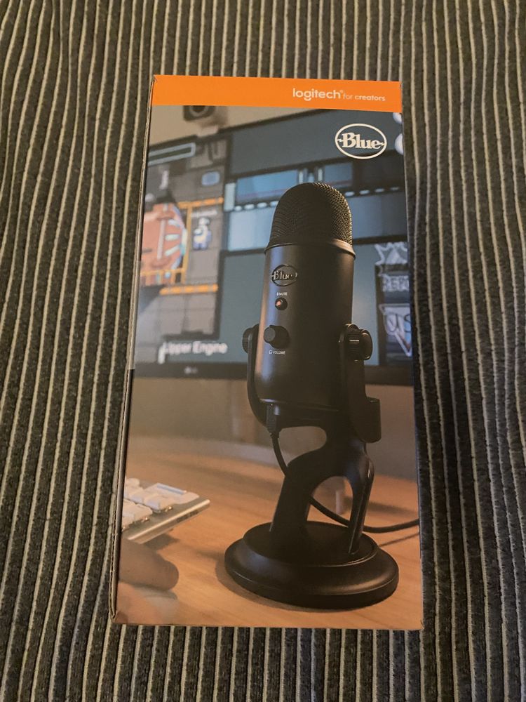 Logitech BLUE YETI Premium Microphone - NOVO