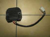 YAMAHA FZS 600 FAZER 98-02 regulator napięcia