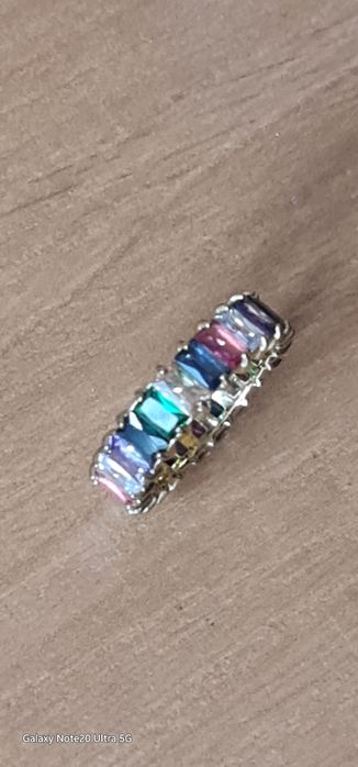 Pierścionek że stali chirurgicznej