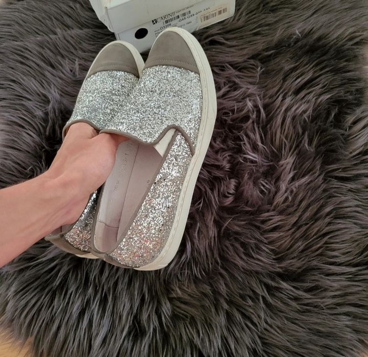 37 trampki półbuty cekiny Carinii srebrne białe 24 cm