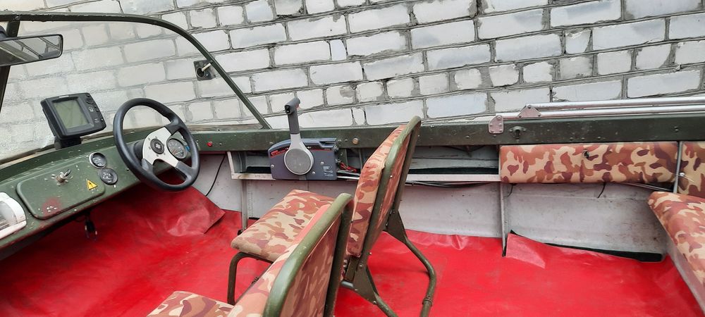 Моторная Лодка Казанка 5М3,( Торг уместен)