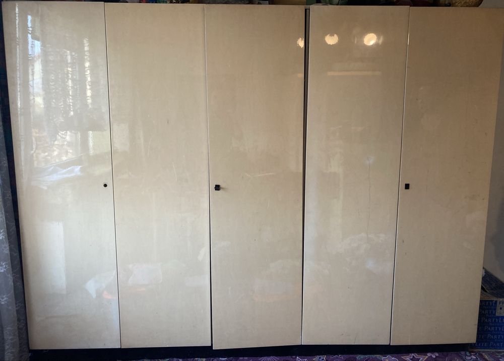 Szafa na ubrania 250x193x58
