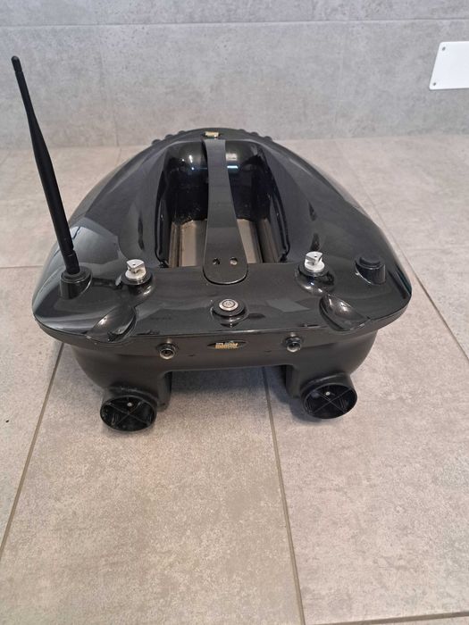 Łódka zanętowa MF L5