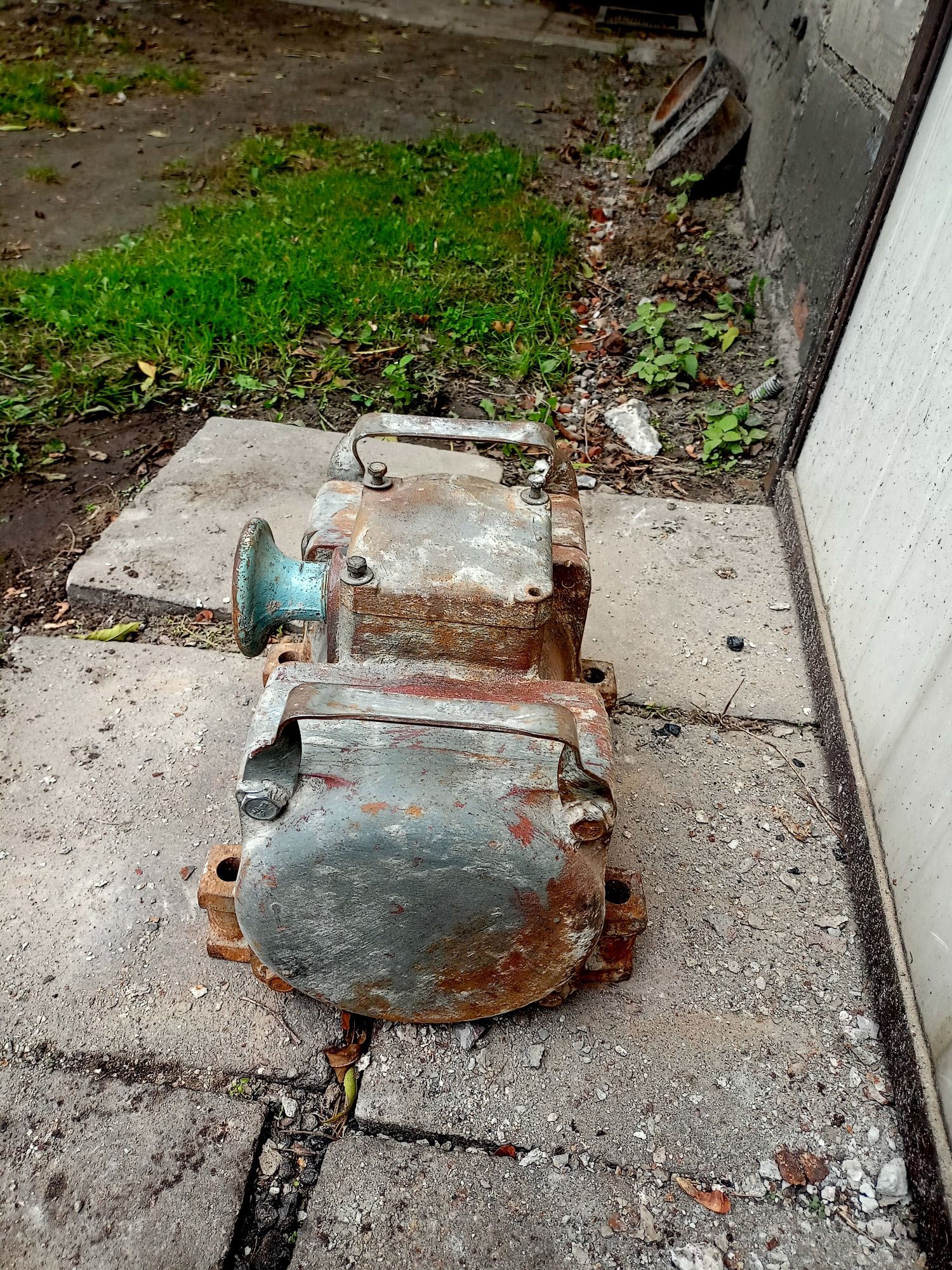 Elektrowibrator  wibrator   0.45 kw i 0,85 kw