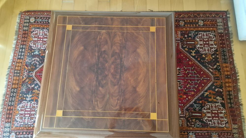 Conjuto de mesa de centro e de apoio em maxeira nobre recolha urgente