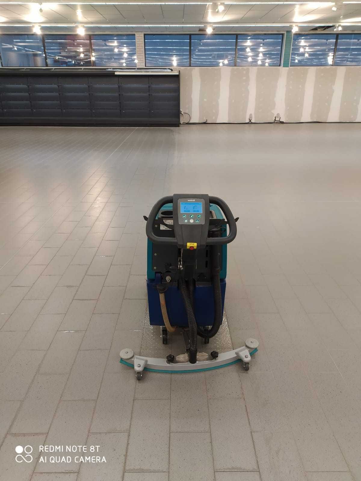 Mycie garaży dla wspólnot mieszkaniowych, hale przemysłowe, posadzki