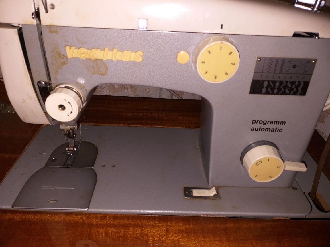 Швейная машина немецкая Веретас