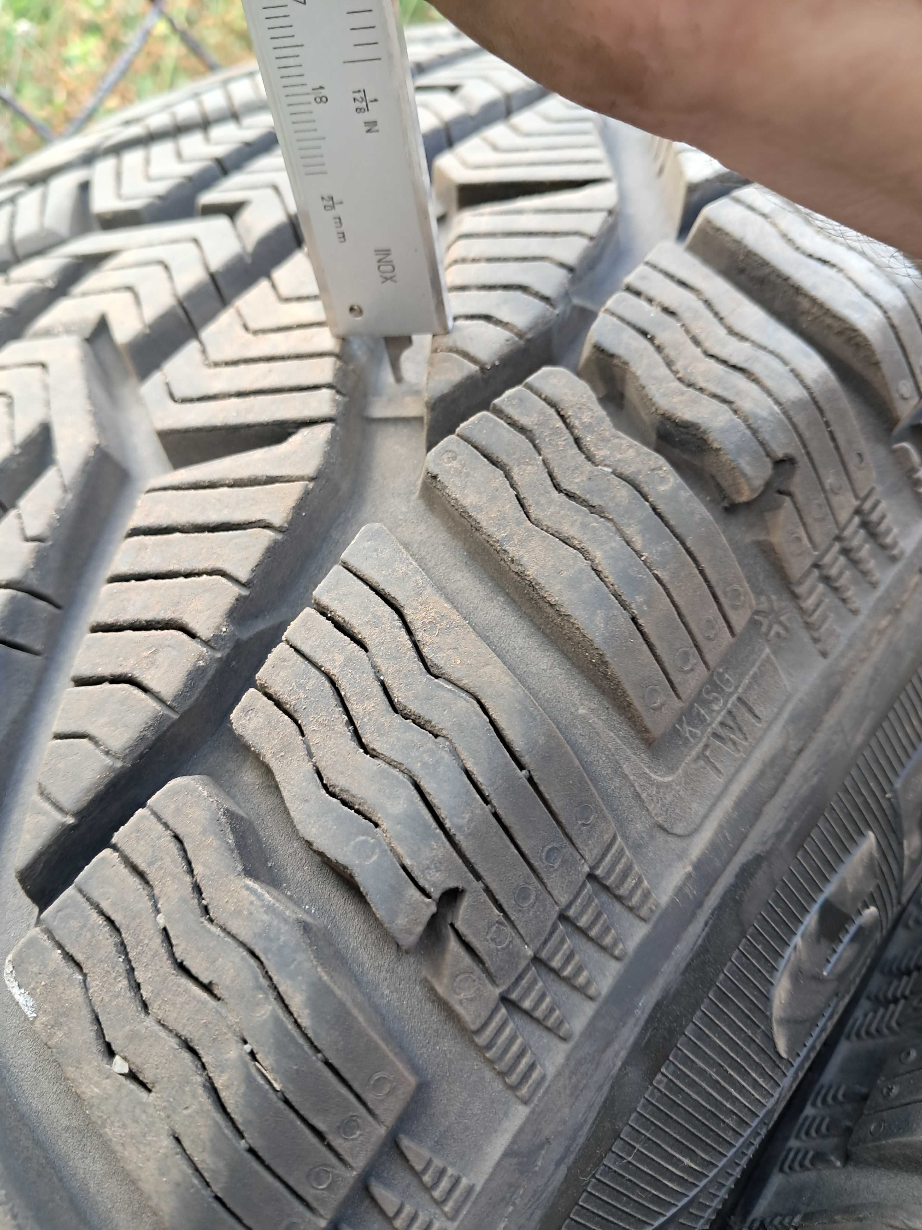 4xopony zimowe 225/60 R17 103V