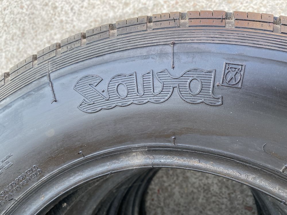 215x75 r16C.  Гума вантажна цешка 215 75 р16 С Sava ідеал