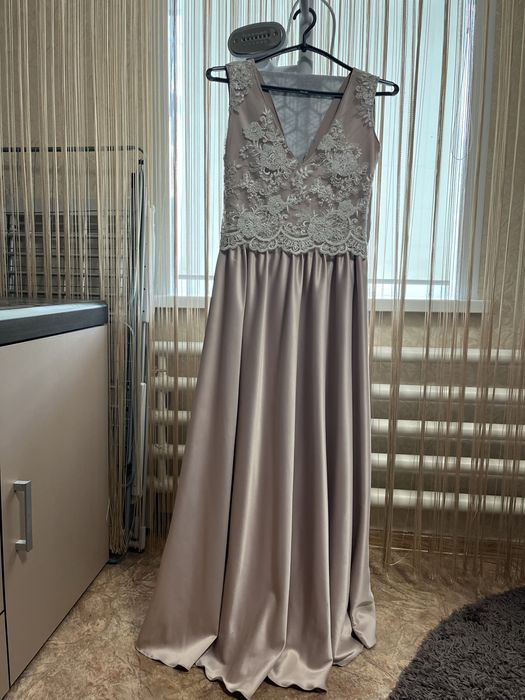 Выпускное платье , на рост 160см