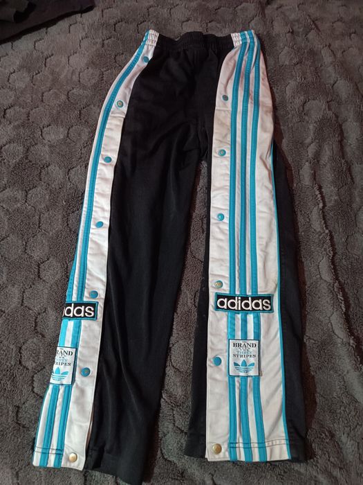 Продам штани Adibreak
