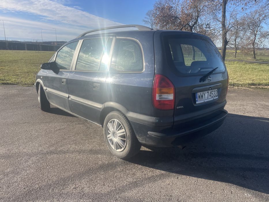 Opel Zafira 2.0 d 7osobowy Klimatyzacja  Aktualne Oplaty Zamiana