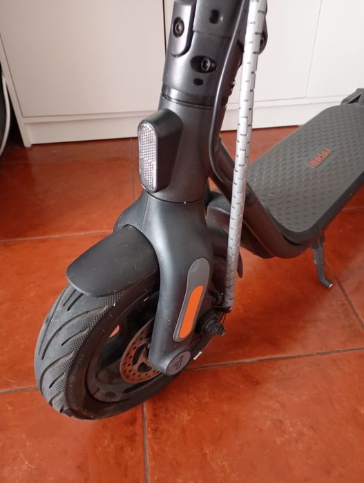 Vendo patinete Ninebot F2