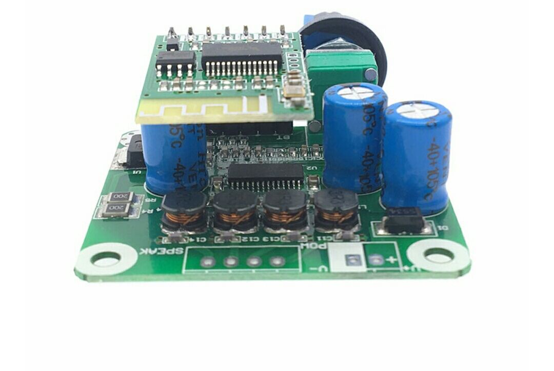 Усилитель стерео. аудио 2х15 W. Bluetooth 4,2 TPA3110. DC12-24 вольта.