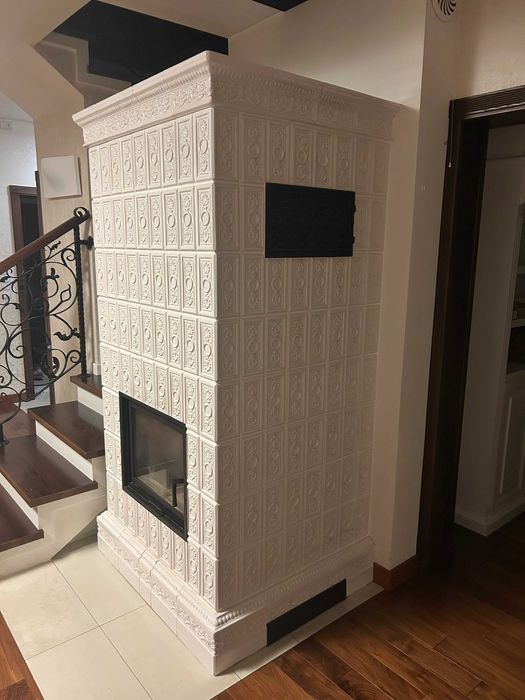 Piec kaflowy - stan bardzo dobry