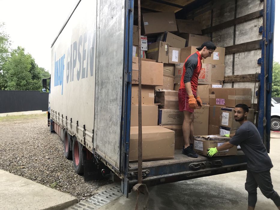 грузоперевозки/вантажні перевезення/вивіз сміття/крафтер 2.5т