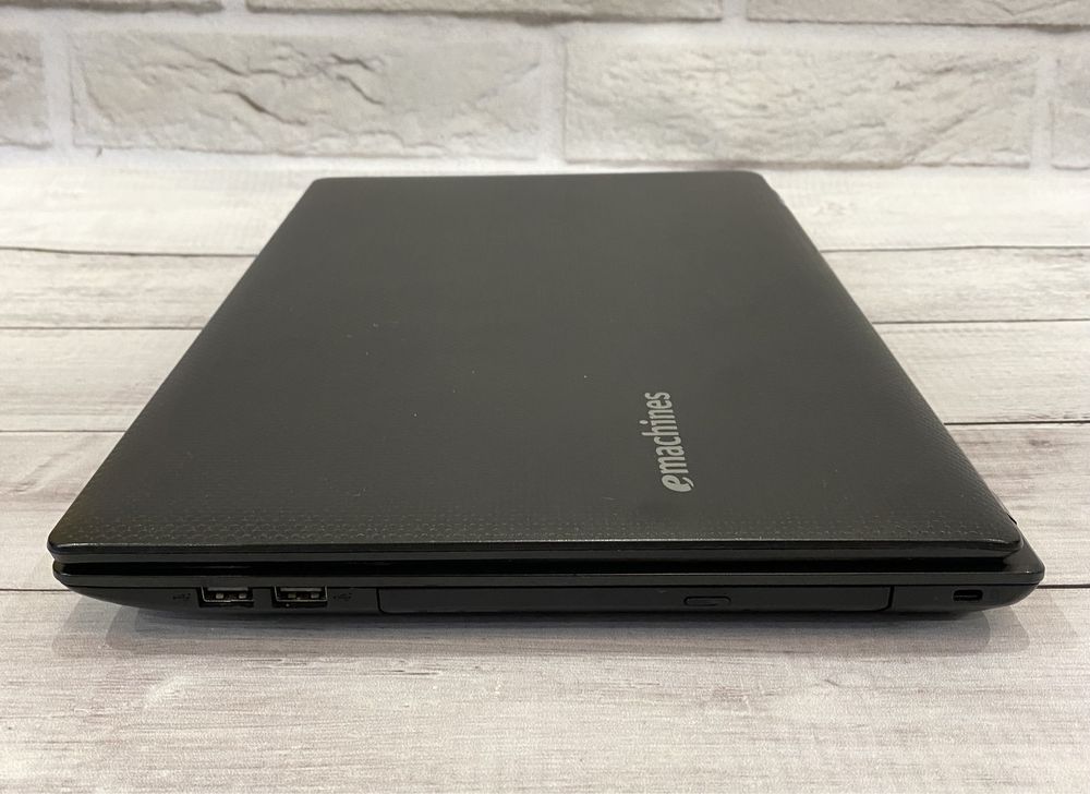 Ноутбук Emachines E442 15.6’’ AMD V140 4GB ОЗУ/ 1TB HDD (r1277)