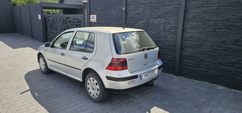 Vw Golf 4 1.4 Benzyna/ Hak holowniczy