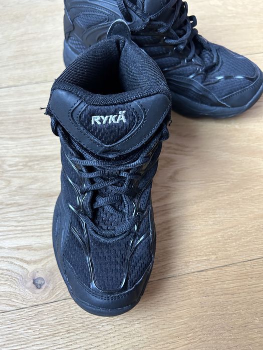 Кросівки високі RYKA для хайкінгу 37 р
