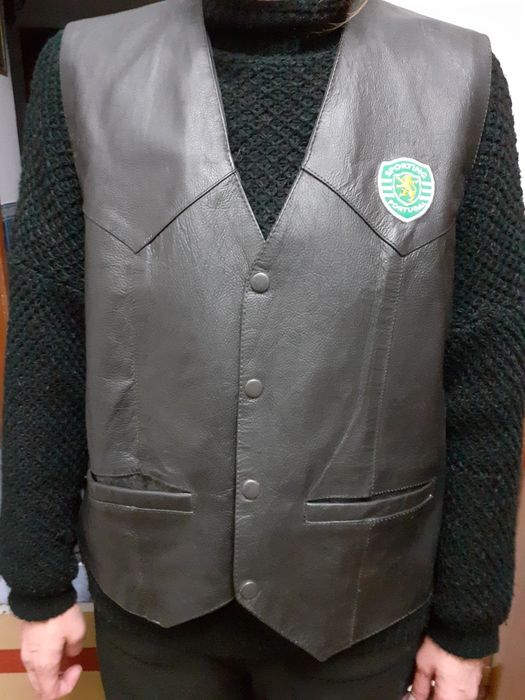 Colete sporting 100% pele NOVO