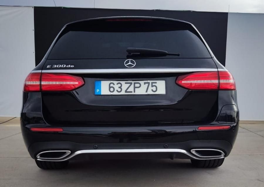 Mercedes-Benz E 300 de AMG Line