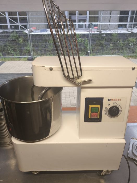 Mieszalnik do ciasta Hendi 10L