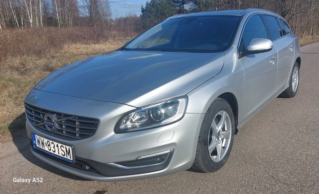 VOLVO V60 2016 rok, D3, 150 KM, F-VAT MARŻA, Nowy rozrząd