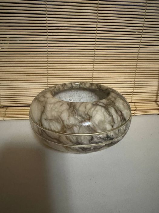 Шкатулка из мрамора