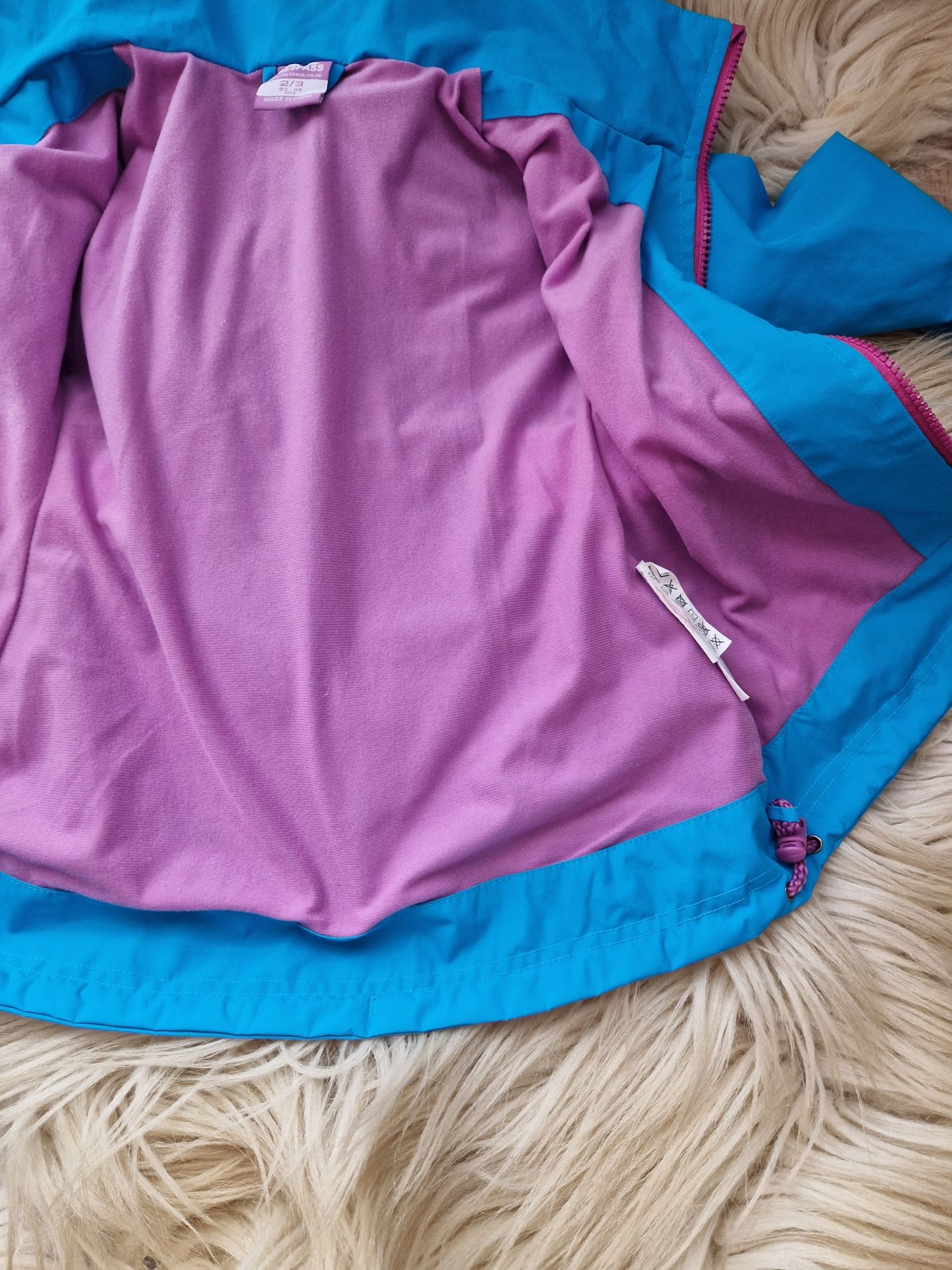Śliczna kurteczka dla dziewczynki softshell Trespass