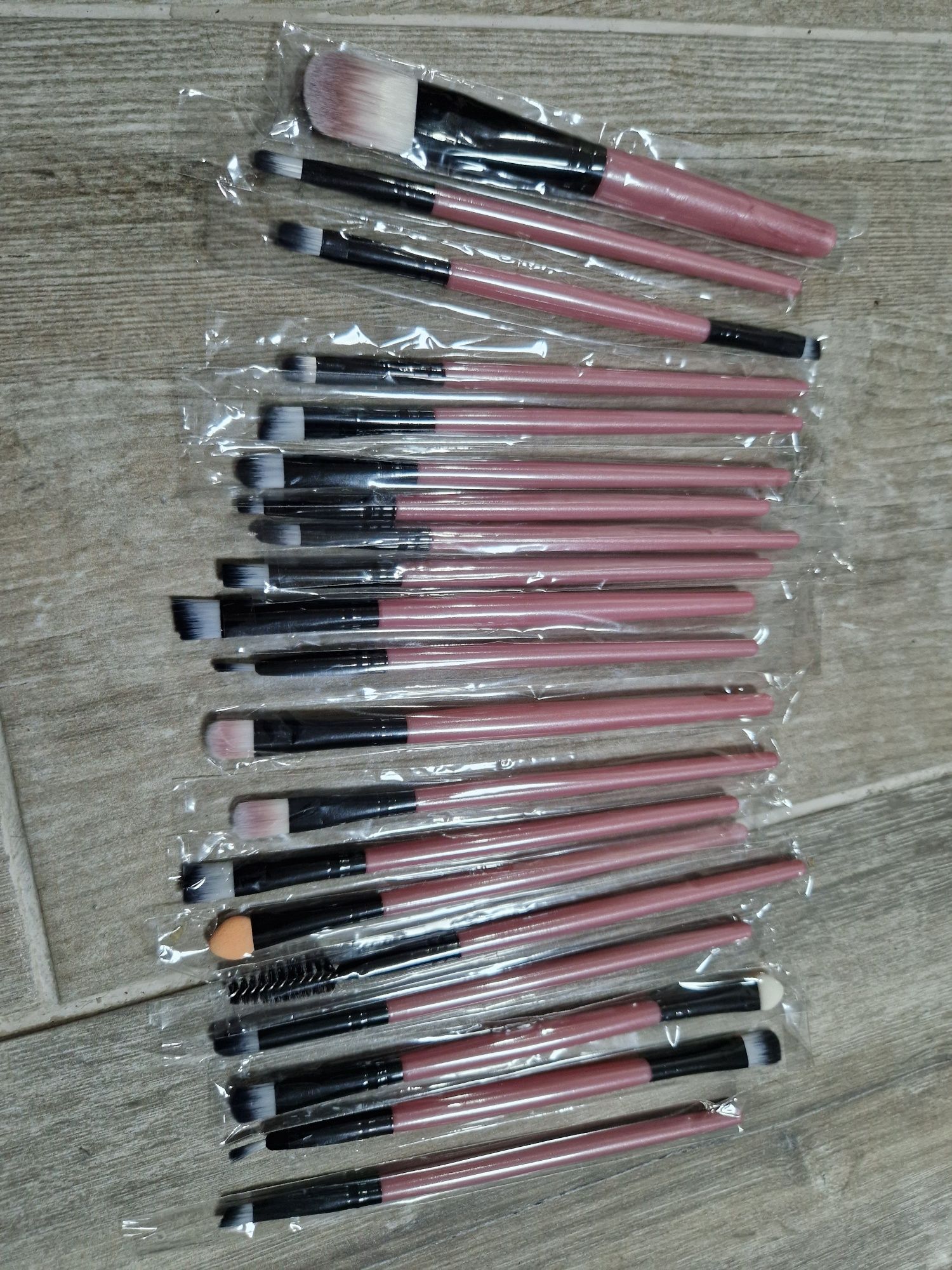 Pincéis de Maquiagem Profissional.  Novo