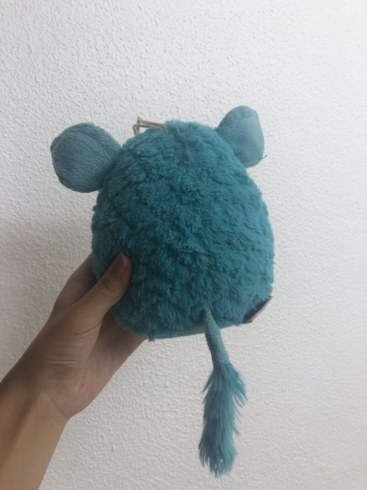 Peluche furby azul