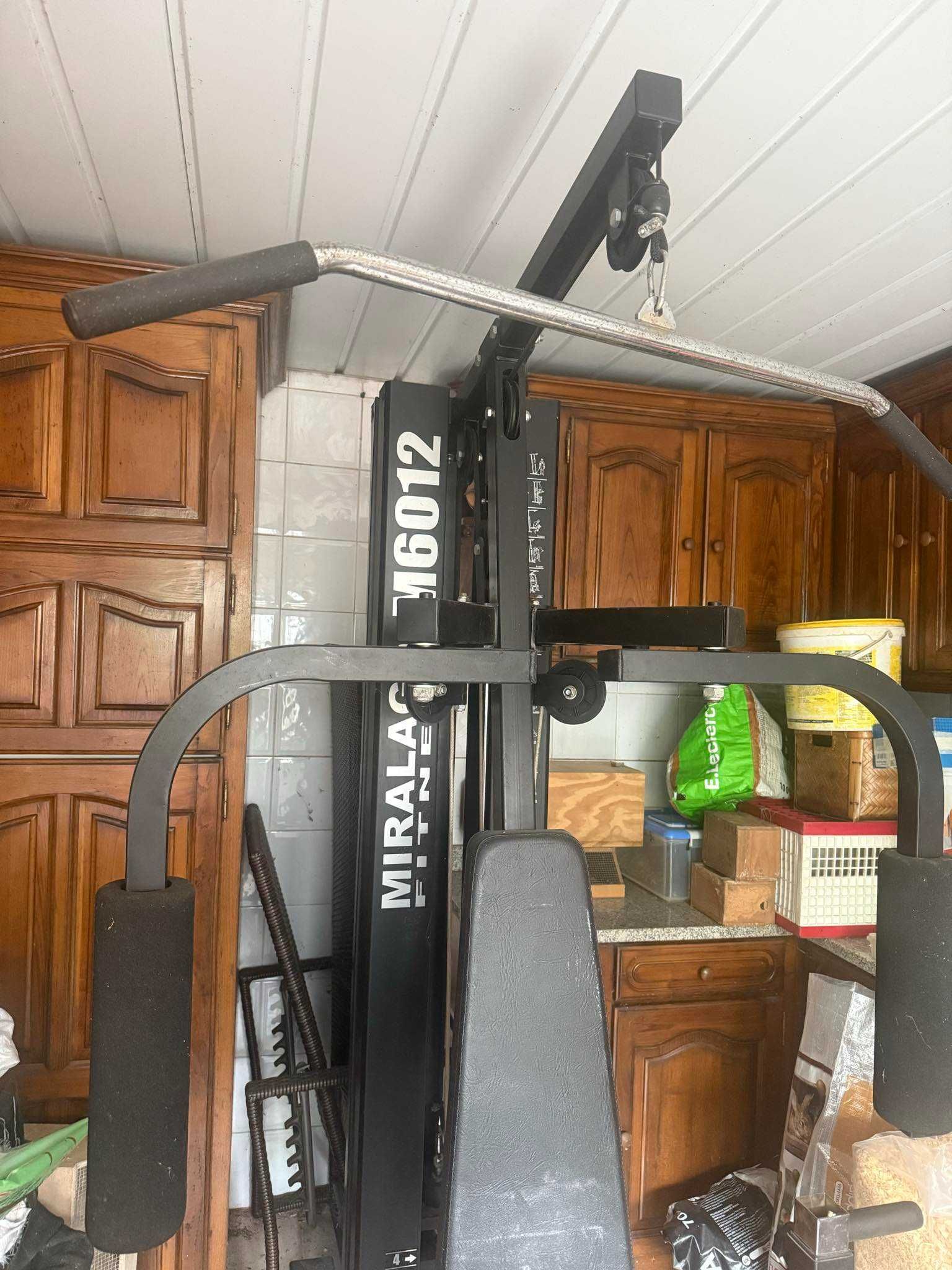 Máquina multifunções gym