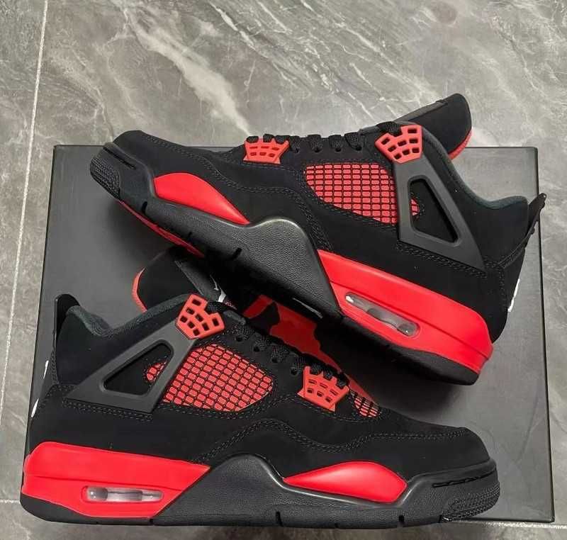 Jordan4RetroRedThunder r.43