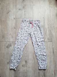Szare cienkie materiałowe spodnie piżamowe  z kotkiem r. 140-146
