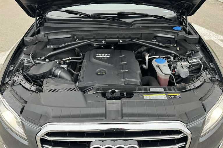 Продаю Audi Q5 2016 Premium Plus