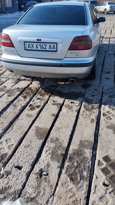 Продам Volvo s40 2000 год 1.8 газ