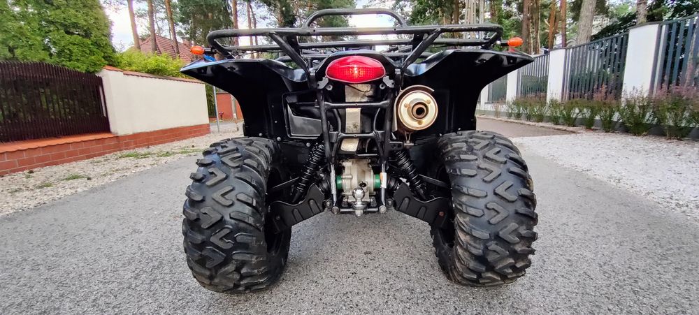 Kingquad 700 zarejestrowany priv tablice Quad