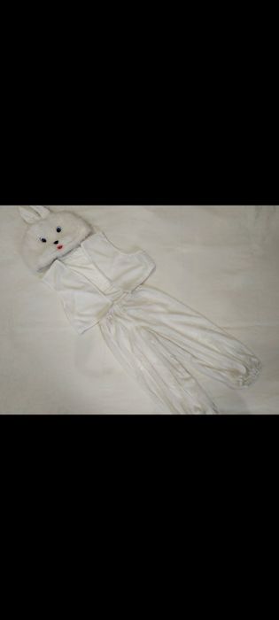 Костюми на виступи на прокат