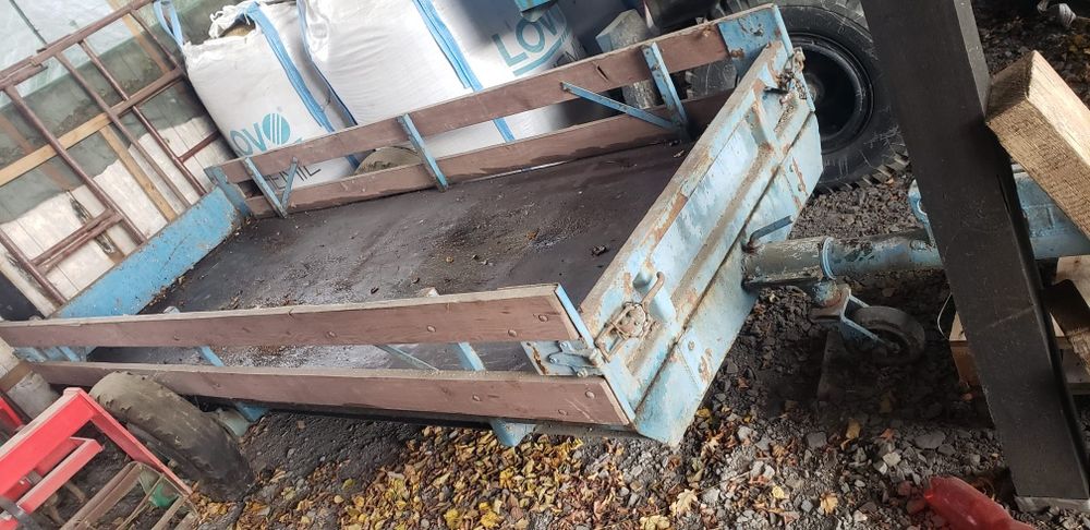 Przyczepka rolnicza jednoosiwa