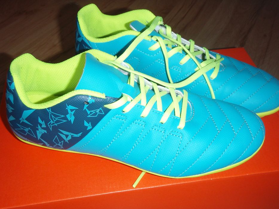 buty korki Decathlon