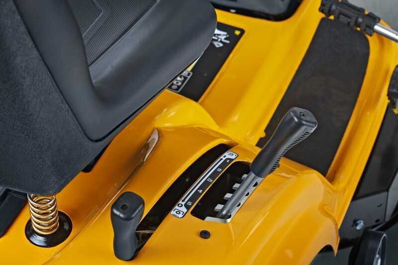 Traktorek ogrodowy Cub Cadet LT2 NR92 Pompa oleju