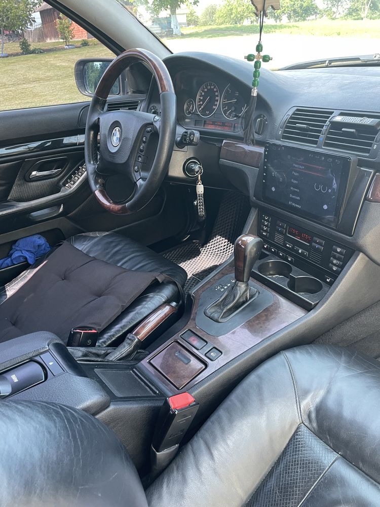 Продаю BMW e39 3.0