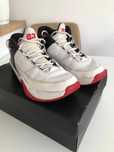 Buty koszykarskie NIKE Air Jordan Max Aura 3 (r. 40 us 7)
