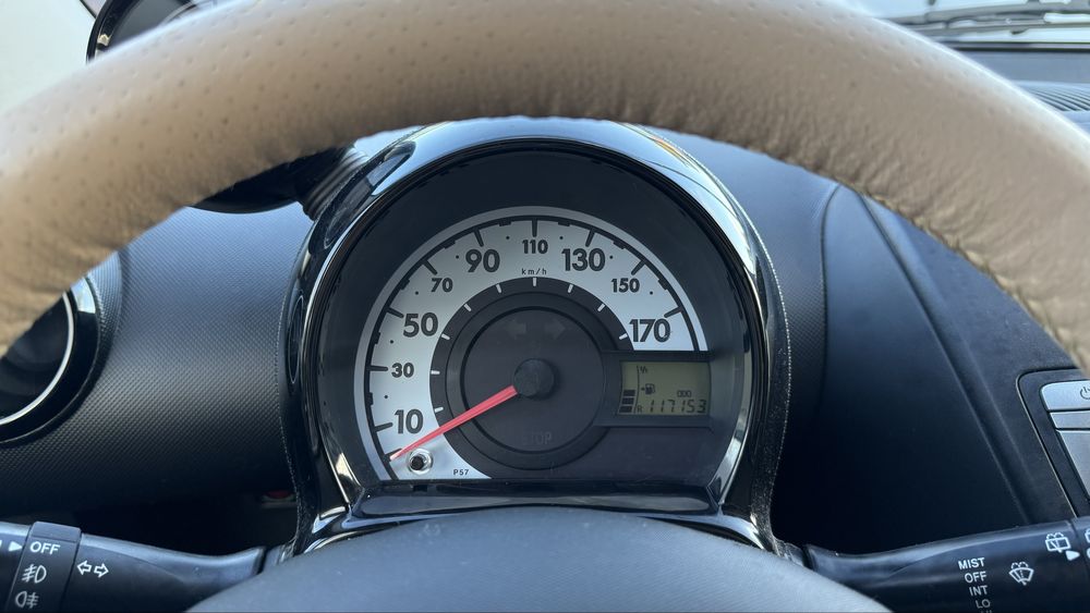 Peugeot 107 Envy 2013 – Edição Especial